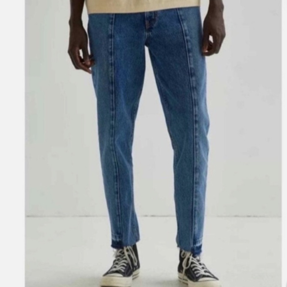 BDG Dad Slim Tapered Fit Raw Hem Jeans 32/32